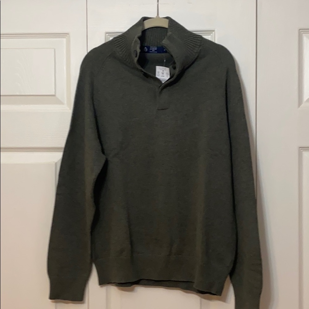 Men’s J Crew sweater